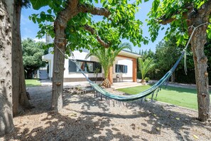 Property grounds - Villa with Garden Next to the Beach (Cambrils)