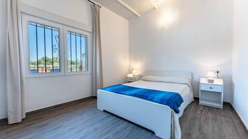 8 habitaciones, wifi gratis y ropa de cama