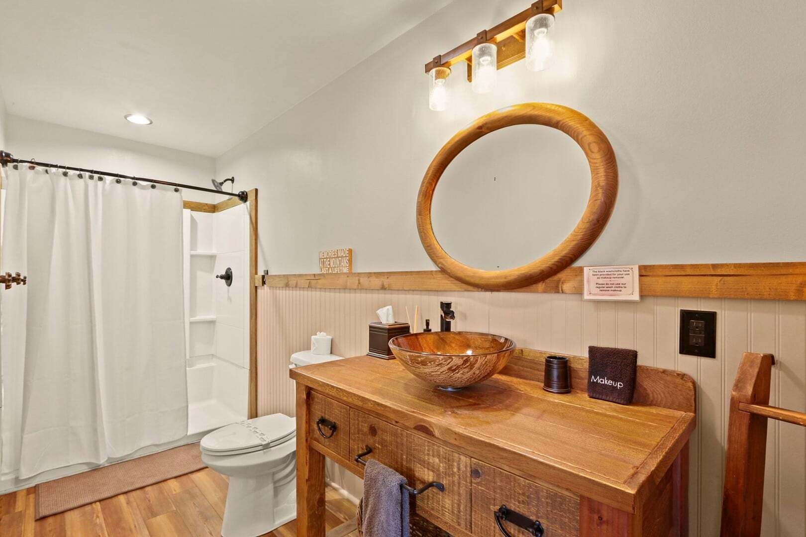 Baignoire, serviettes fournies