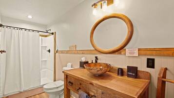 Baignoire, serviettes fournies
