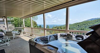 Sunrise Over Seven Devils-Open for Bookings! Hot Tub, Pool Table, WIFI