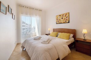 3 Schlafzimmer, Bügeleisen/Bügelbrett, kostenloses WLAN, Bettwäsche