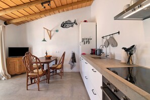 Geladeira, fogão, cooktop, lava-louças