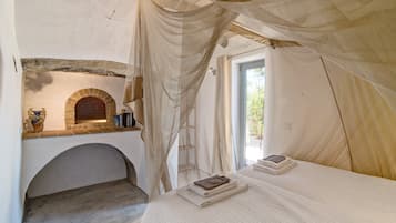 3 bedrooms, free WiFi, bed sheets