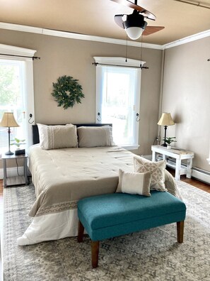 2 habitaciones, escritorio, tabla de planchar con plancha y wifi gratis