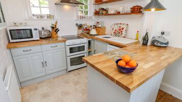 Cottage | Interior