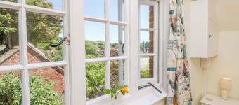 Ladylands Cottage
