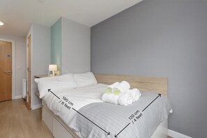 Desk, free WiFi, bed sheets