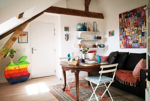 Interior - Atelier d'Art-vue panoramique (Moret-Loing-et-Orvanne)