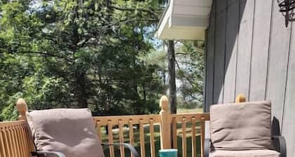 Secluded Cabin Retreat – Peace, Privacy & Nature