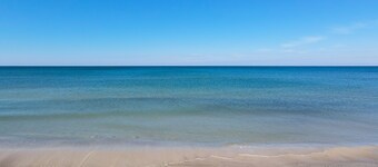 Lovely single story beach cottage with UNOBSTRUCTED VIEW!!! Steps to the Gulf