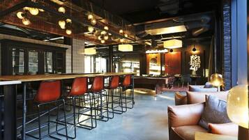 Standard Studio | Living area