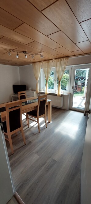 Dining - Great vacation apartment for up to 5 people in the beautiful Odenwald  (Mörlenbach)