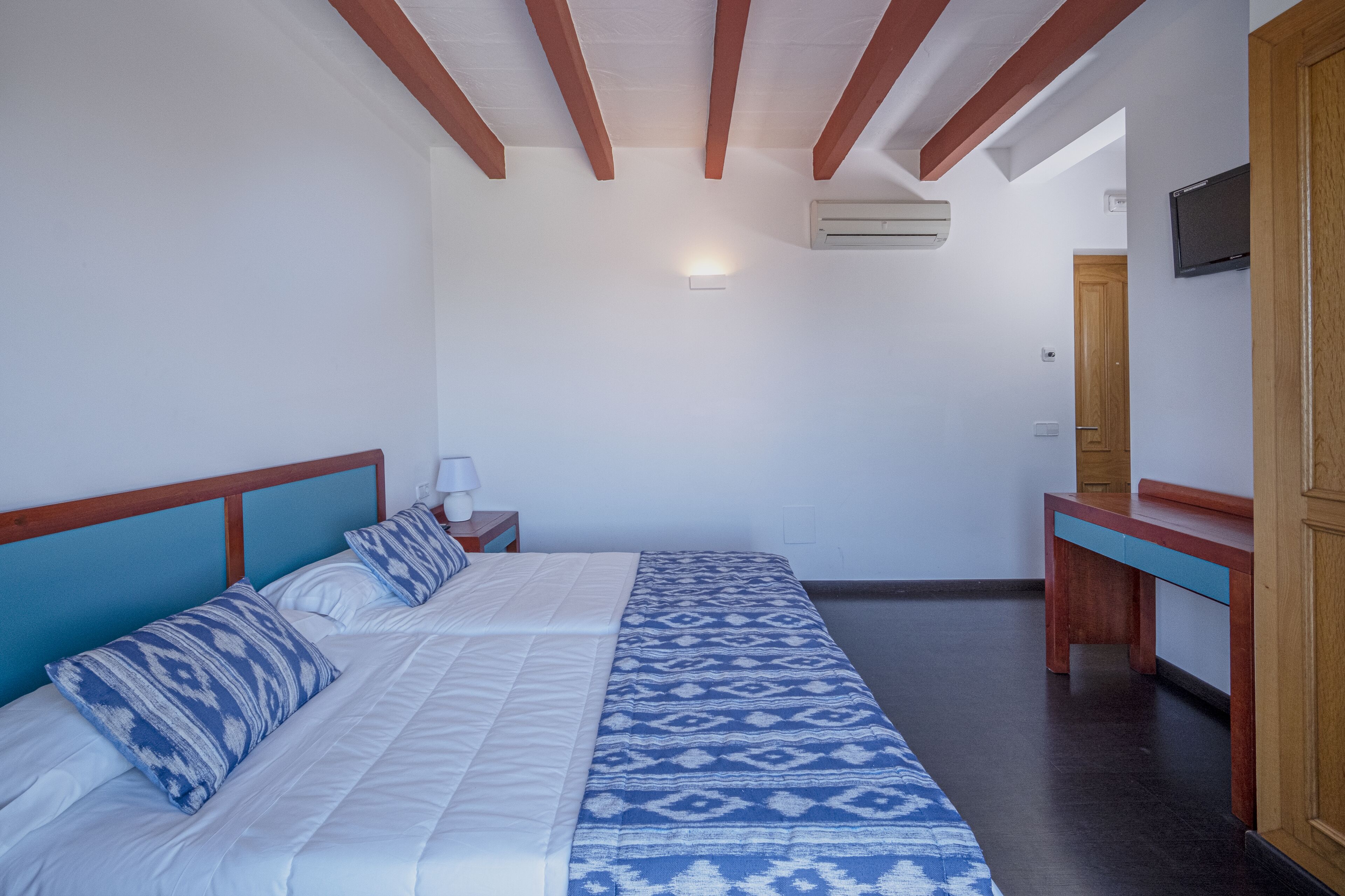 Photo - Castell de Lô