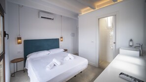 Chambre Double Supérieure | Wi-Fi gratuit, draps fournis