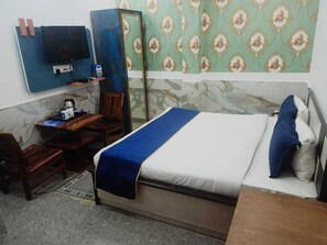 Deluxe Double Room | Premium bedding, free WiFi