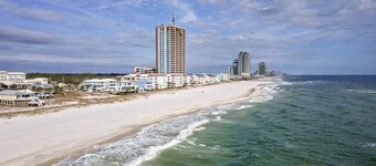 LARGE Gulf Front Family Home-Great Location-Orange Beach-Signature Properties