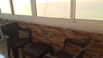 Apartment | Dining