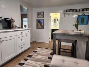 Interior - Garage apartment central to all activities. (Wichita Falls)