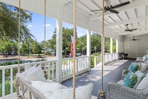 Terrace/patio - EXQUISITE LUXURY HOME w/ POOL, LSV, BIKES! NEXT TO CAMP WATERCOLOR! Pet Friendly! (Santa Rosa Beach)