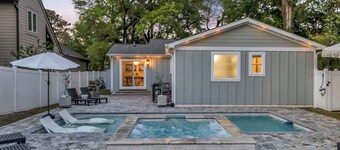 Private Beach House, Private Pool, Private Hot Tub + Free Attraction Tickets!