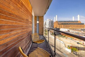 Exterior - The Nine Elms Lane Arms - Stunning & Bright 2bdr Flat With Balconies (London)