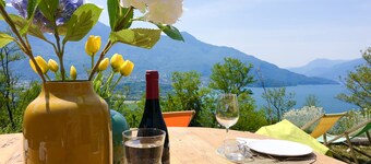 COTTAGE ORSOLA by KlabHouse-4pax w/AC and Lakeview