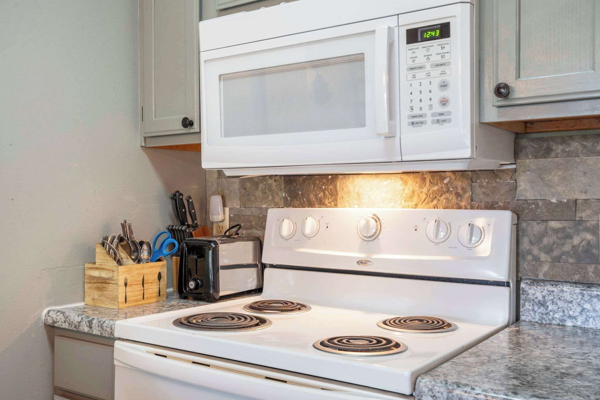 Condo, Multiple Beds, Patio, Mountain View (Black Bear Lodge) | Private kitchen | Coffee/tea maker