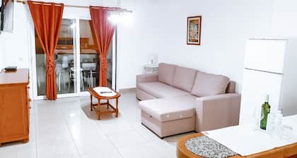 BEAUTIFUL APARTMENTS IN PLAYA DE LOS CRISTIANOS