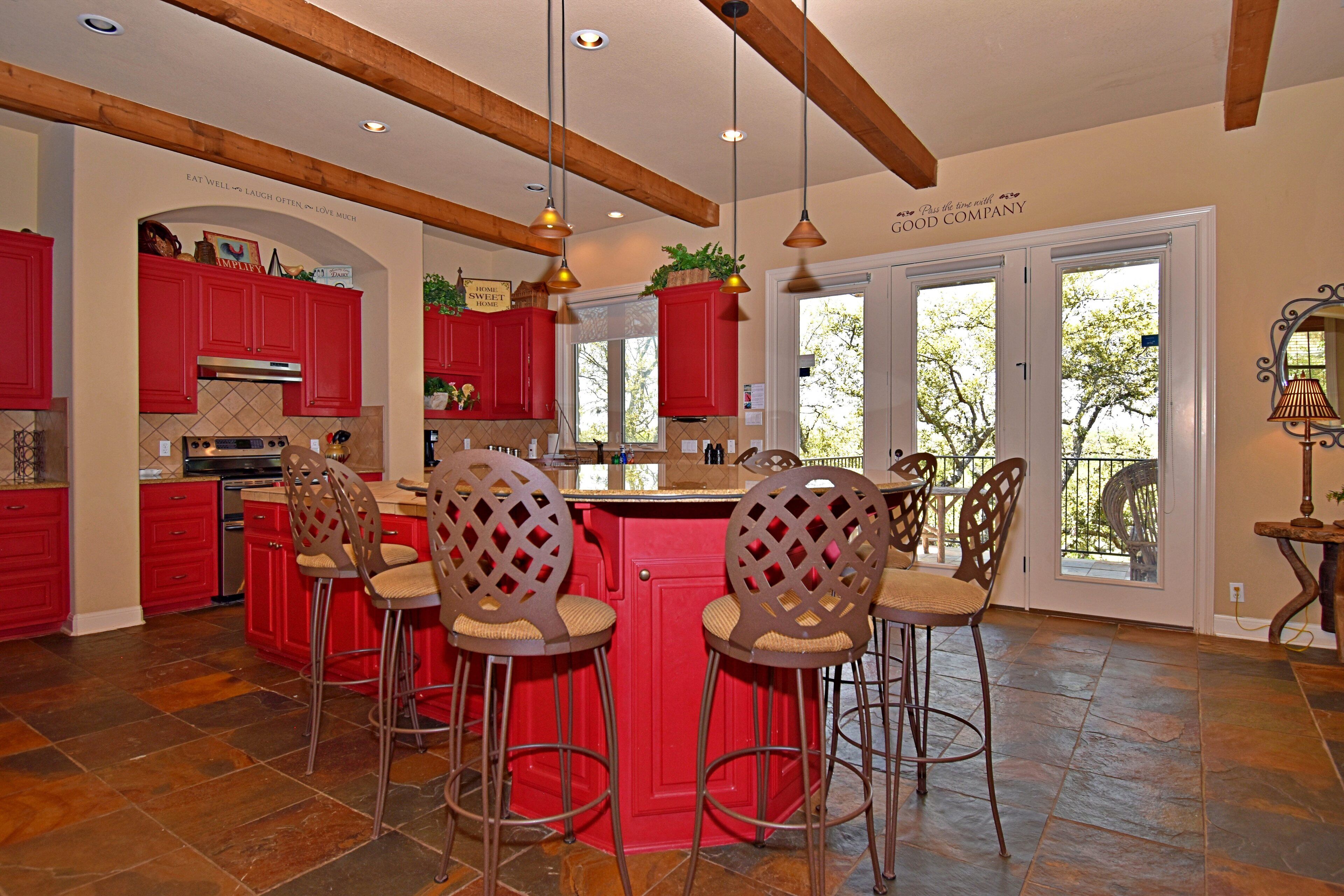 獨棟房屋, 多張床, 庭院 (Coventry Oasis) | 私人廚房 | 電冰箱、微波爐、烤箱、爐台