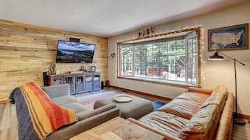 House, Multiple Beds, Hot Tub, Mountain View (Blue Lake House) | Living area | 50-inch flat-screen TV with digital channels, fireplace