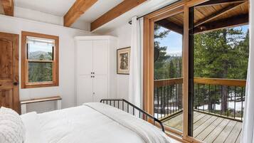 Townhouse, Beberapa Tempat Tidur, balkon, pemandangan gunung (Gold Bend Bliss) | 2 kamar tidur dan didekorasi berbeda-beda