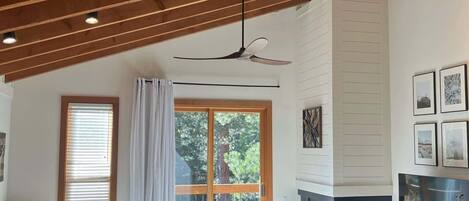 Townhome, Multiple Beds, Balcony, Mountain View (Gold Bend Bliss) | Living area | 70-inch flat-screen TV with digital channels, fireplace