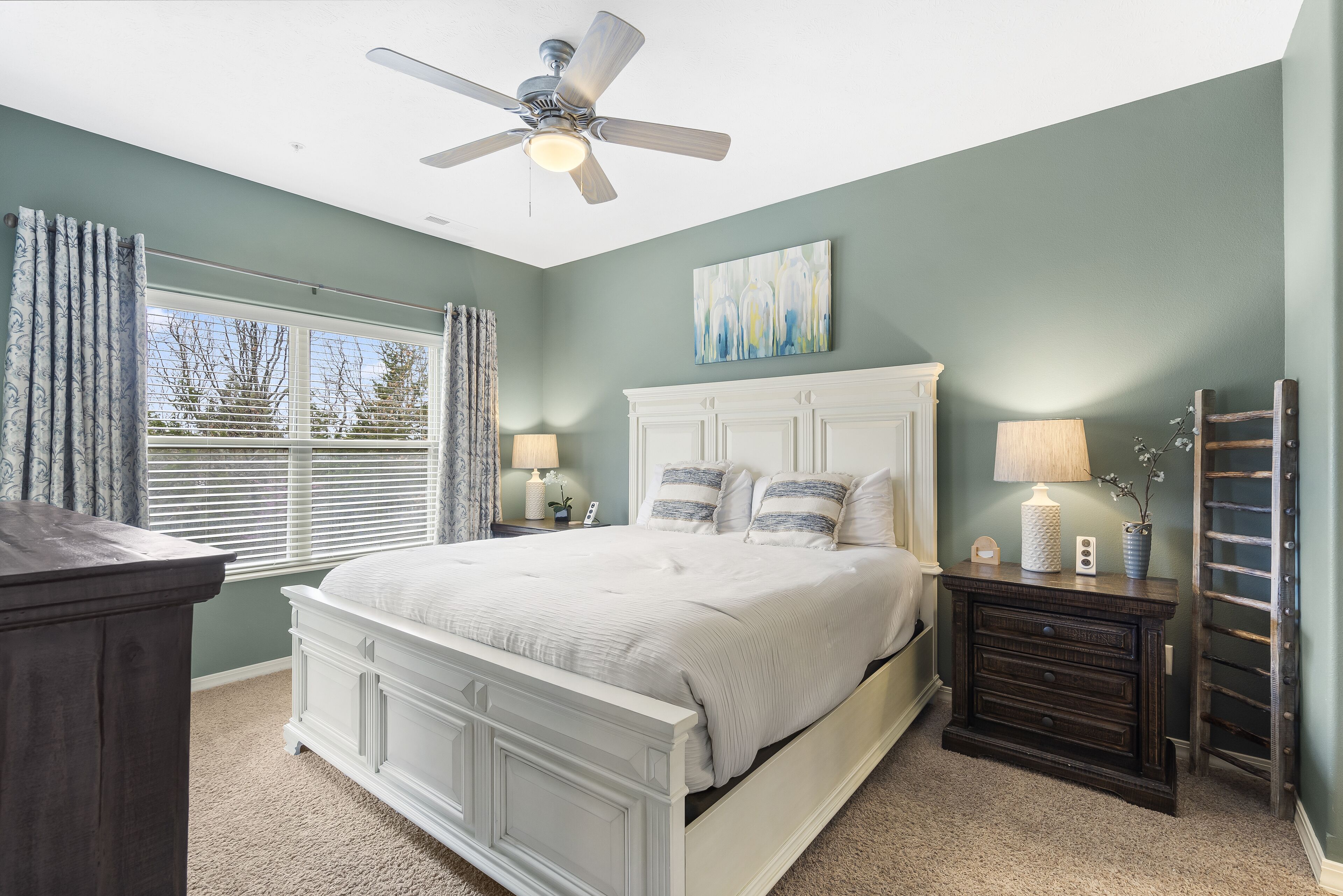 Condo, Multiple Beds, Jetted Tub | 3 bedrooms, individually decorated, individually furnished, bed sheets