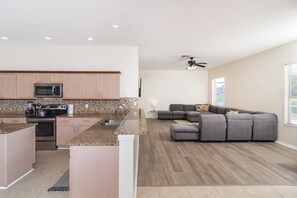 House, Multiple Beds, Private Pool | Living room | 40-inch TV with cable channels - Memories at Bloomingdale Drive (Davenport)