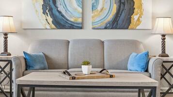 Condo, Multiple Beds, Patio, Mountain View (Oak Lane Escape) | Living area | 42-inch flat-screen TV with digital channels