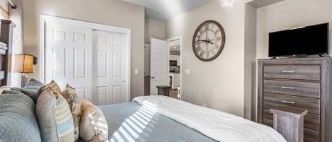 Kondominium, Beberapa Tempat Tidur, patio, pemandangan gunung (Oak Lane Escape) | 2 kamar tidur dan didekorasi berbeda-beda