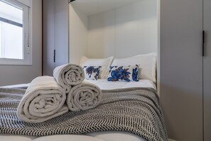 1 camera, ferro/asse da stiro, Wi-Fi gratuito, lenzuola