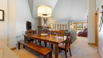 Apartment, 3 Schlafzimmer | Speisen