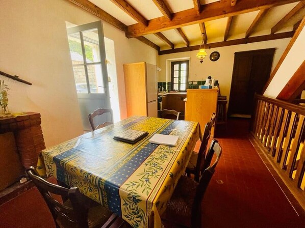 تناول الطعام