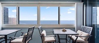 Gorgeous 2 BR/ 2 BA Beachfront Condo