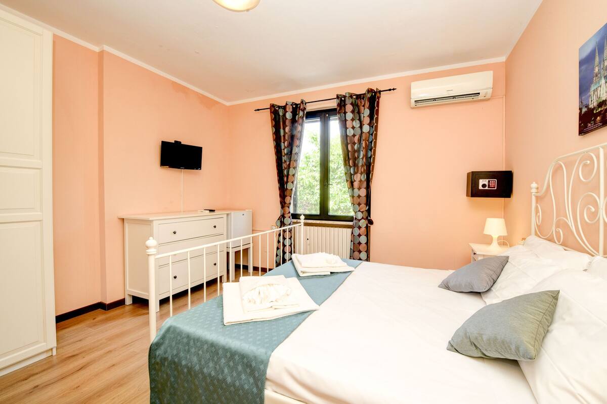 Camera Standard, 1 camera da letto, vista giardino | Wi-Fi gratuito, lenzuola
