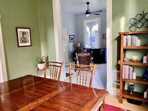 Interior - Victorian on Garden: Best Location in Town (Bellingham)