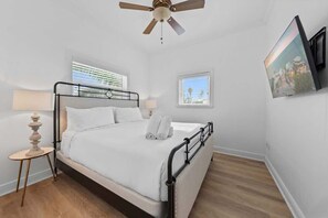 4 bedrooms, iron/ironing board, travel crib, free WiFi