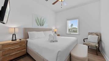 4 bedrooms, iron/ironing board, travel crib, free WiFi