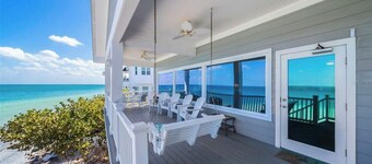 Beachfront Bliss – 4 King Bedrooms, Golf Cart & Shuffleboard