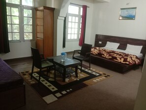 5 habitaciones y wifi gratis