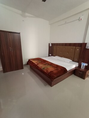 5 habitaciones y wifi gratis
