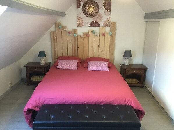 2 Schlafzimmer, Bügeleisen/Bügelbrett, Reisekinderbett, kostenloses WLAN