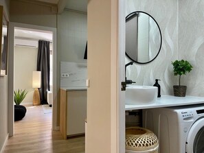 Interior - Modern & comfy 3BD in Avinguda Paralel (Barcelona)